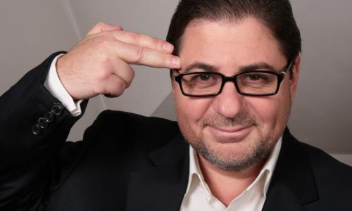 Молодая жена Александра Цекало опубликовала видео их поцелуев